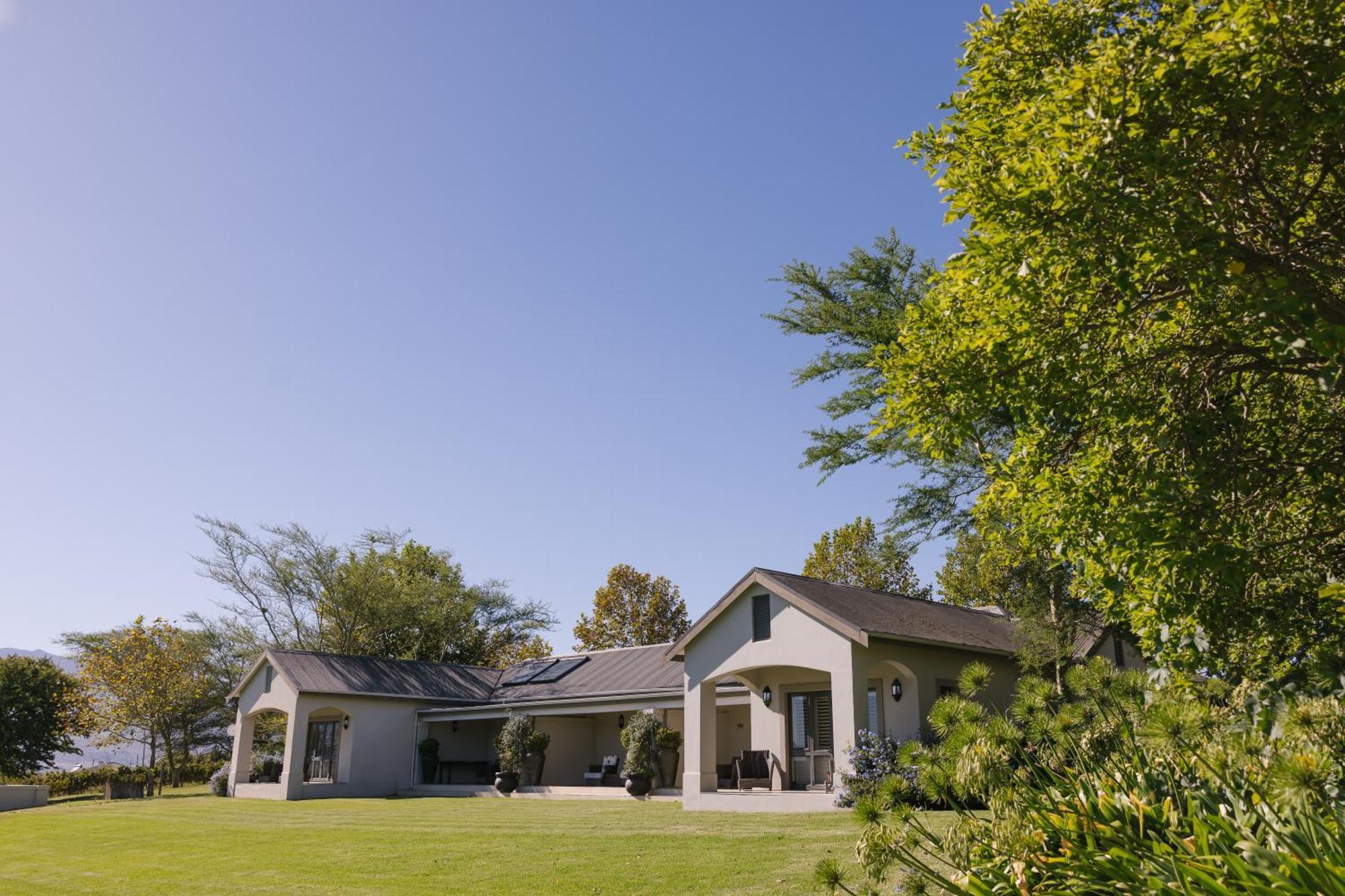 Under Oaks Guesthouse Paarl Exterior photo