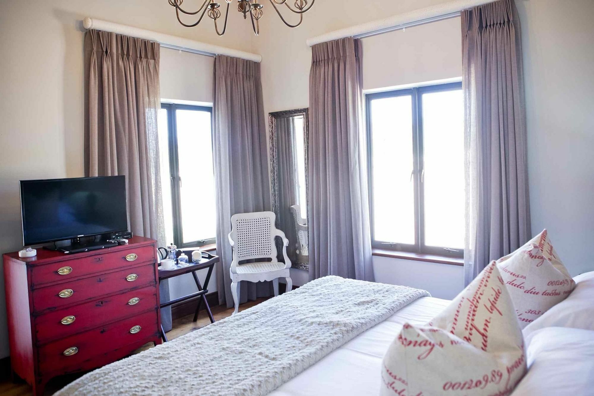 Under Oaks Guesthouse Paarl Exterior photo